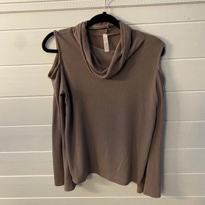 Women’s Long sleeve Sweater
